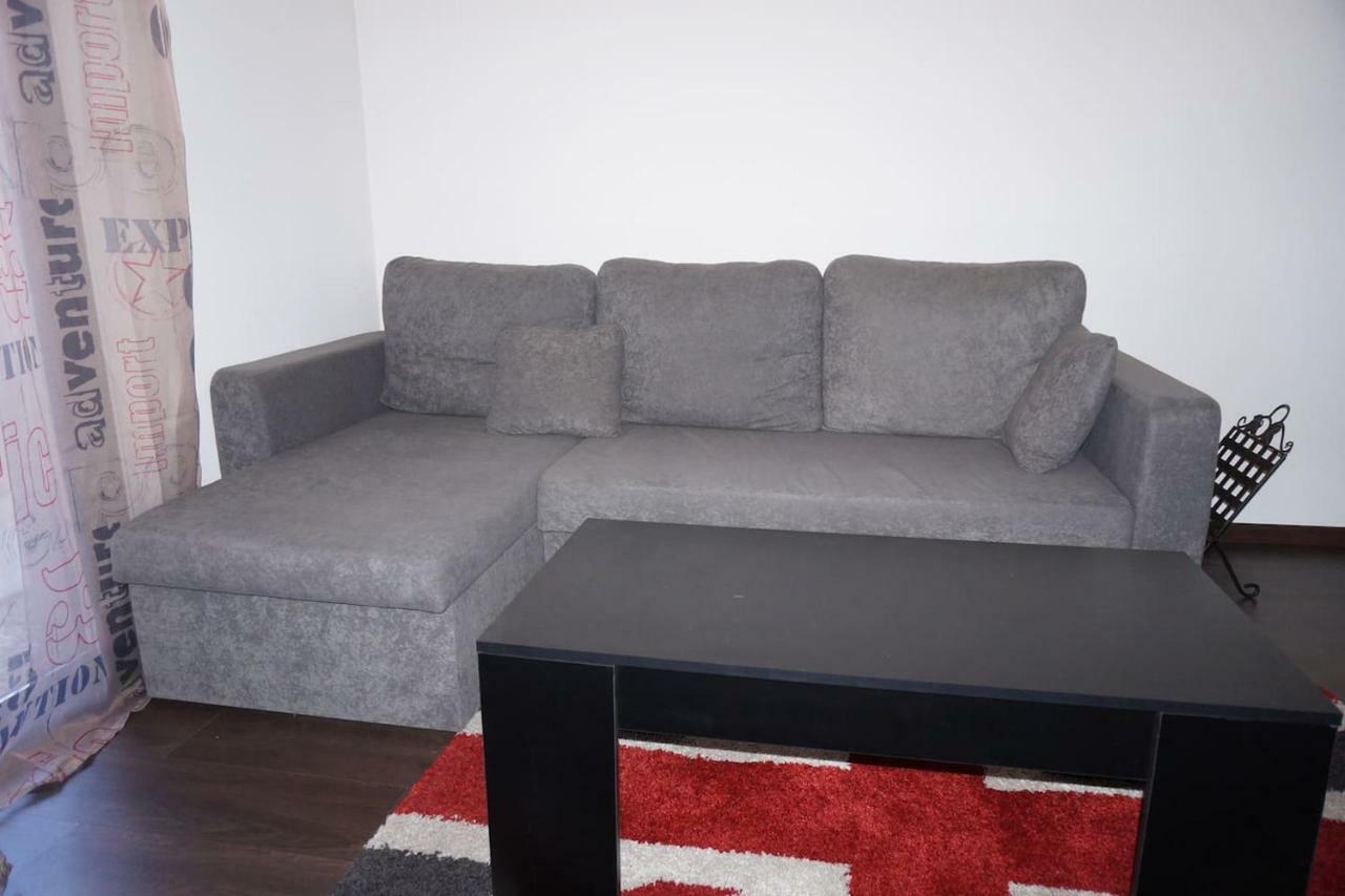 شقة F1 De 36M2 Avec Terrasse Et Parking Privatif. La Roquette-sur-Siagne المظهر الخارجي الصورة